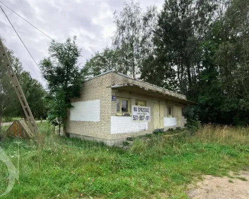 Działka 706 m² z budynkiem 69 m² 3 km od Puszczy