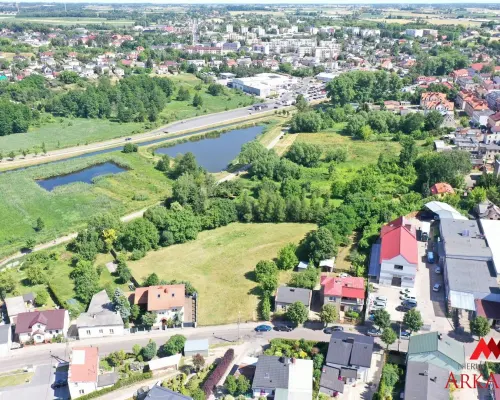 działka inwestycyjna Lipno z budynkiem