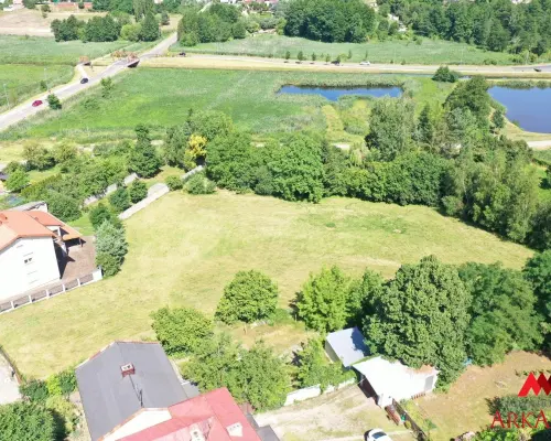 działka inwestycyjna Lipno z budynkiem