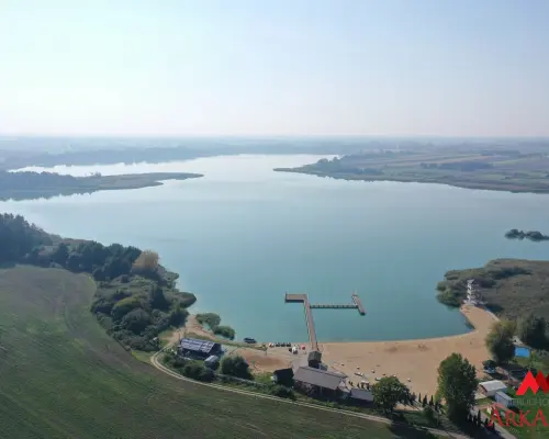 DZIAŁKA NAD JEZIOREM – 3540 m² – CHOCEŃ
