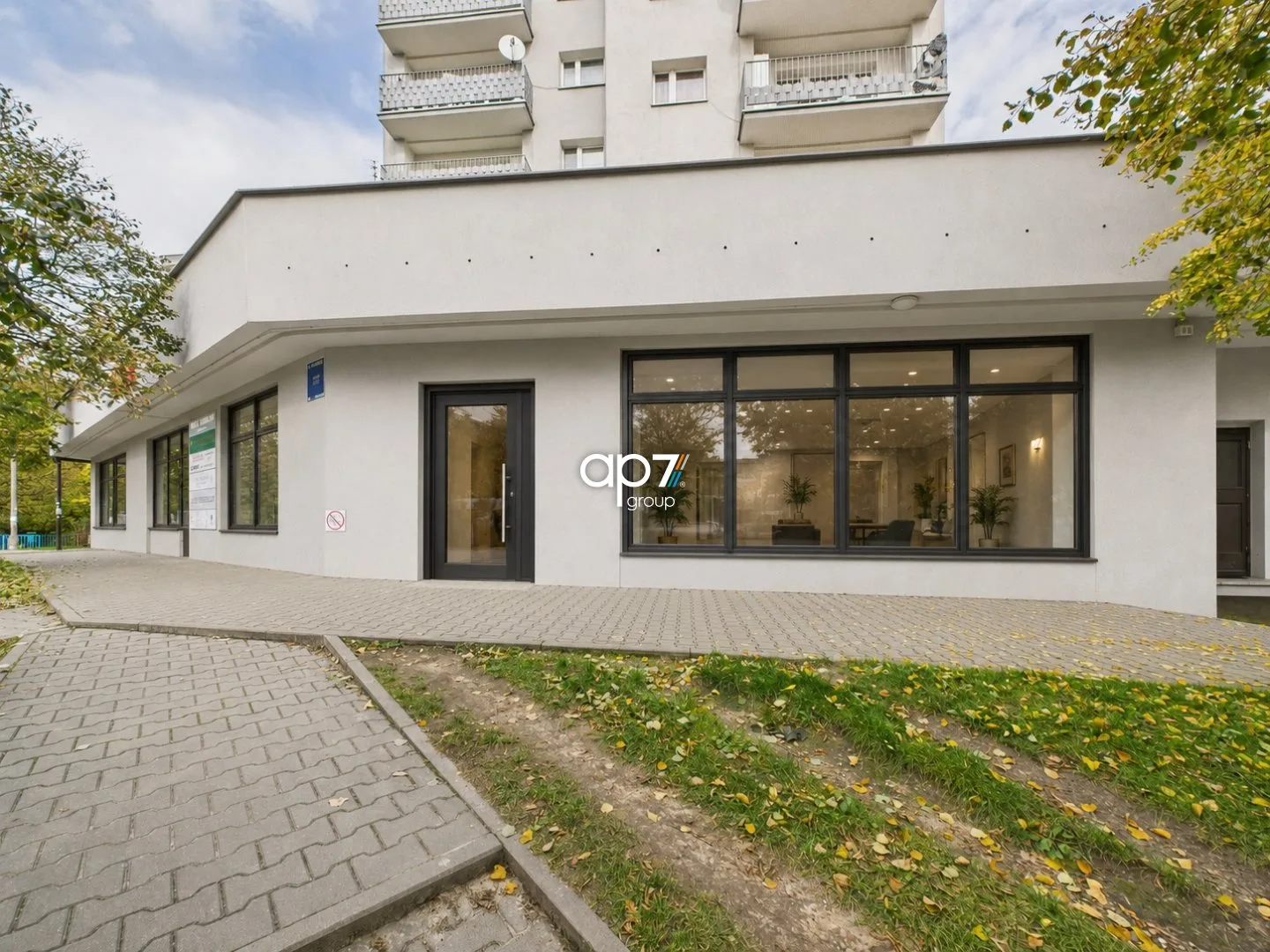 OFERTA INWESTYCYJNA NA WYŁĄCZNOŚĆ BIURA Na sprzedaż lokal o łącznej powierzchni 422,85m 2 zlokalizowany przy ul. Szafir
