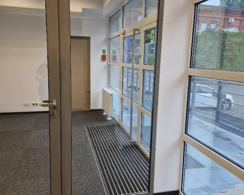 Lokal 78m2 z witryną, Wrocław Stare Miasto