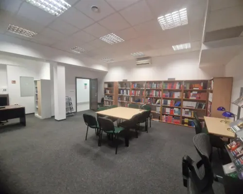 Lokal 78m2 z witryną, Wrocław Stare Miasto