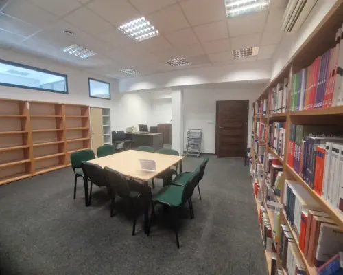 Lokal 78m2 z witryną, Wrocław Stare Miasto