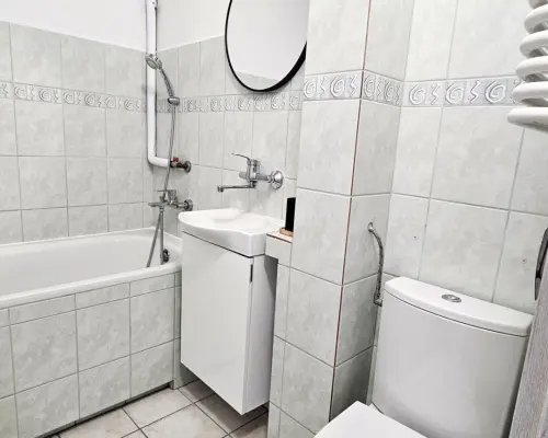 studio z osobną kuchnią po remoncie, ul. Szafera Grzegórzki