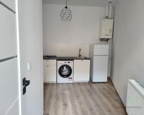 Do wynajęcia mieszkanie o powierzchni 32m2 zlokalizowane na II piętrze zadbanej kamienicy przy ul. Brzozowej na Kazimierzu.Weśc