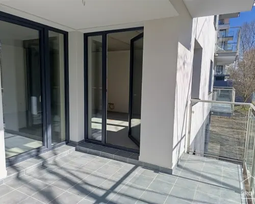 Apartament z tarasem i garderobą os.Radosne II