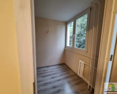 WOMBAT NIERUCHOMOŚCI    prezentuje na wynajem  2-pokojowe mieszkanie o powierzchni 27 m² , całkowicie  po generalnym remon