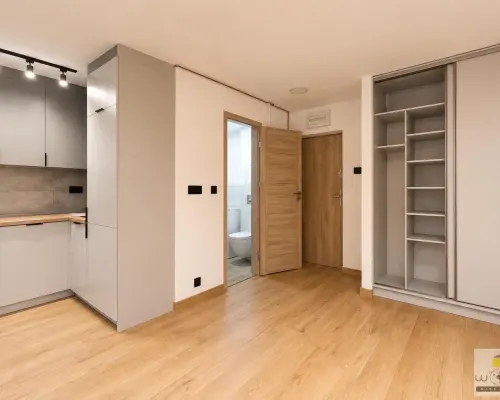 DO WYNAJĘCIA | ŚWIDNICA | KAWALERKA 27 m² | PO GENERALNYM REMONCIE     WOMBAT NIERUCHOMOŚCI   ma przyjemność zaprezentować do